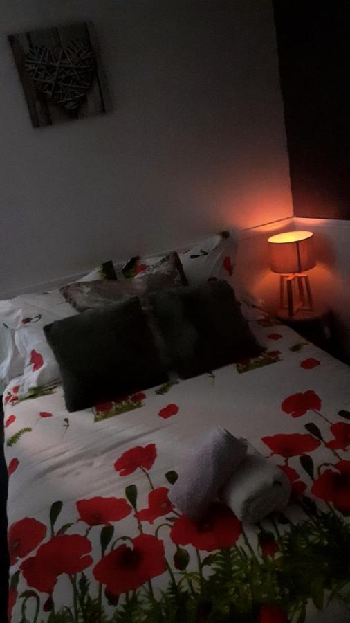 Appartement 48M2 Pour 6 Personnes Au Centre Ville Historique Avec Parking Gratuit Et Une Borne De Recharge Pour Voiture A 10 Metres Avallon Exteriör bild